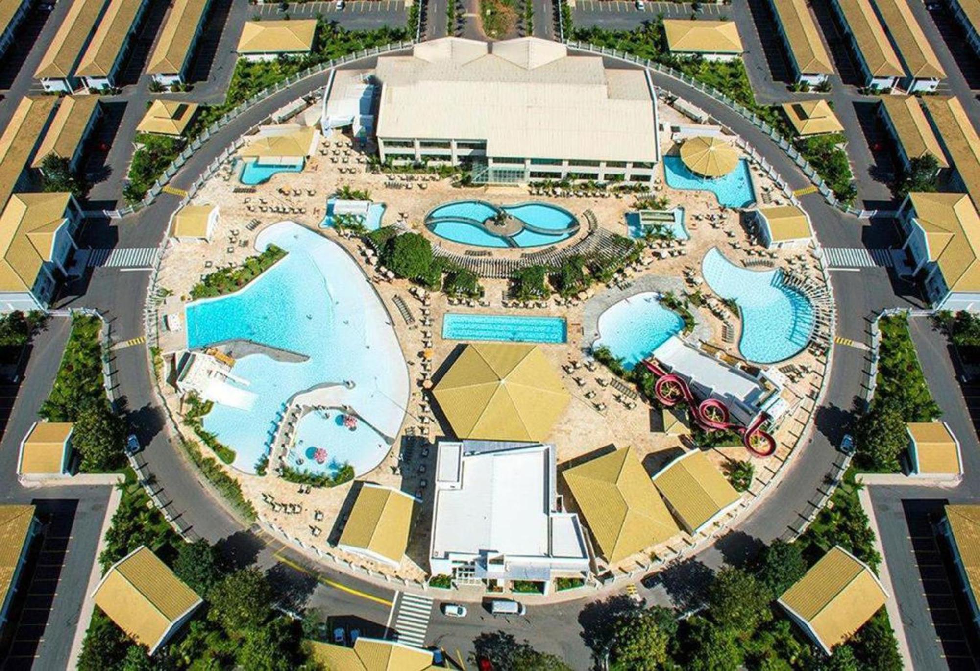 Lacqua Diroma Oficial - Diroma Acqua Park Incluido - Com Roupa De Cama E Banho Aparthotel *